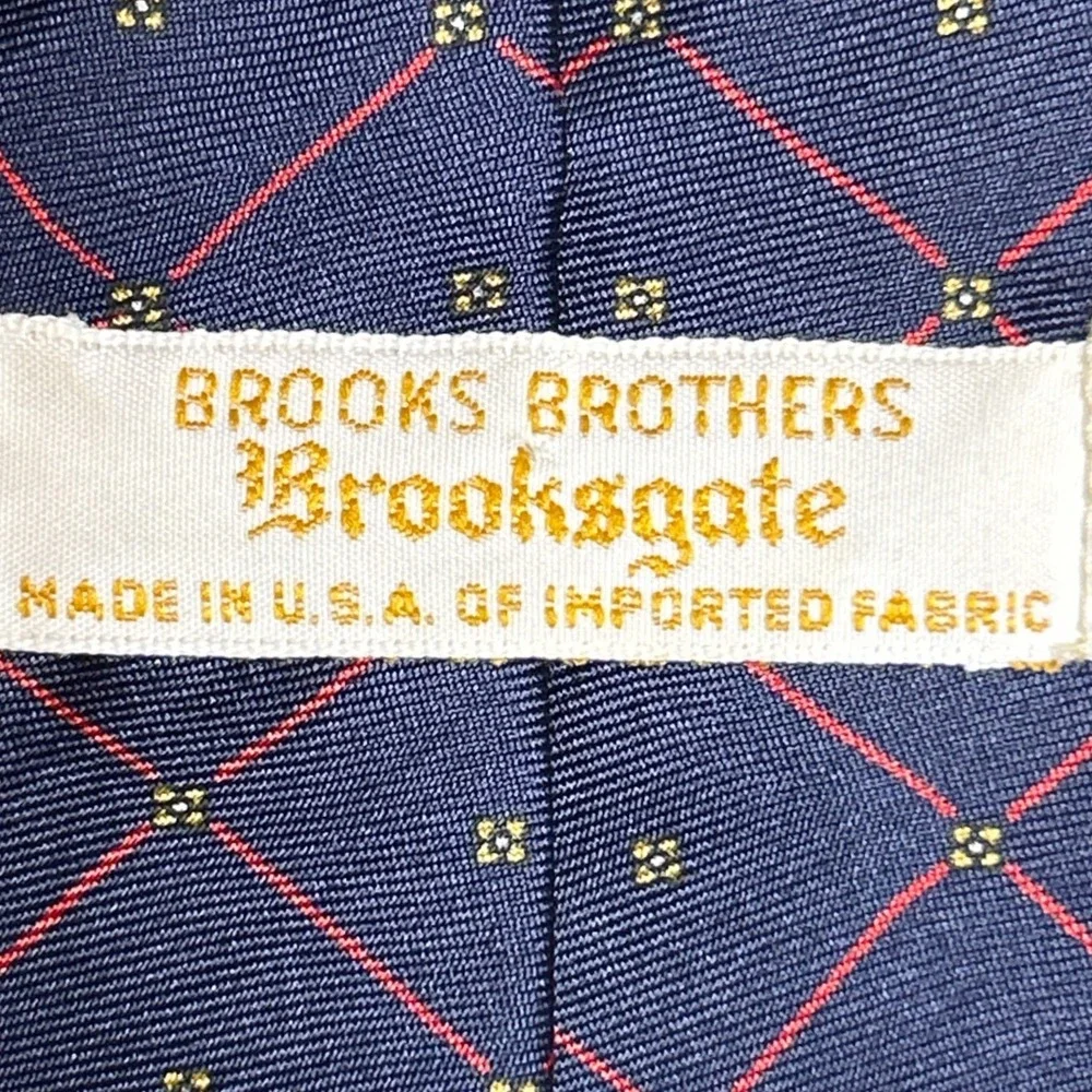 Brooks Brothers Brooksgate‎ Men's Silk Tie Navy Red Geometric Pattern 3